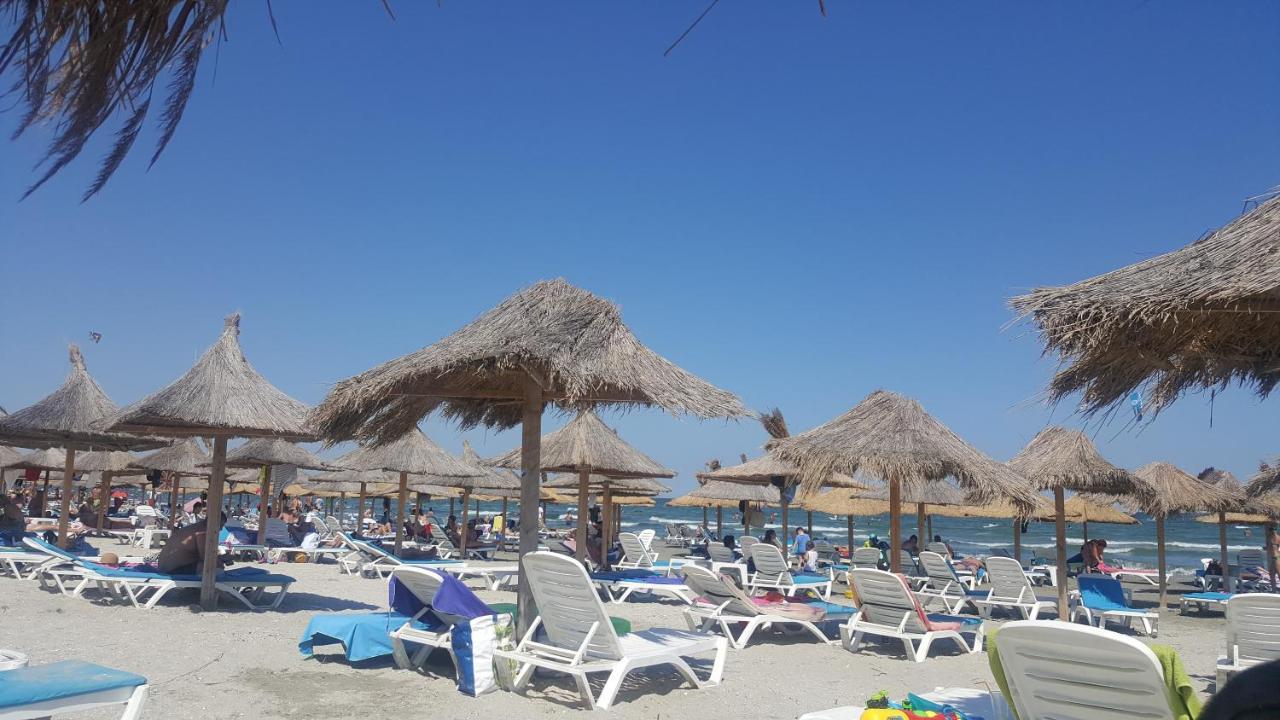 Apartament Andy Mamaia Nord 30 M De Plaja Нэводари Экстерьер фото